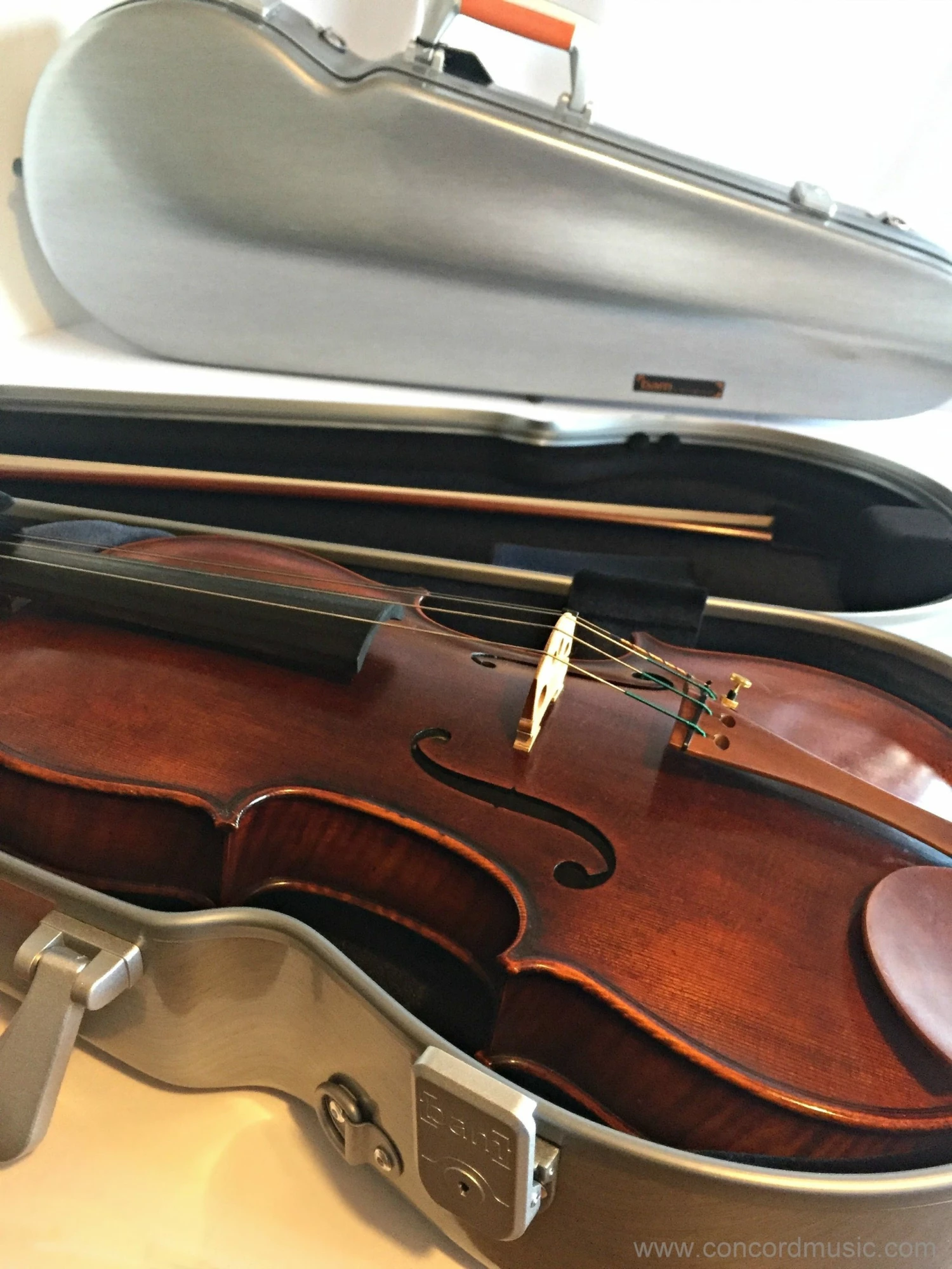 Bam Cases BAM La Defense Hightech Contoured Viola Case 9 Bam Cases BAM La Defense Hightech Contoured Viola Case